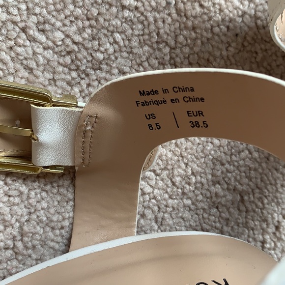 White sandal wedge heels - Picture 3 of 5